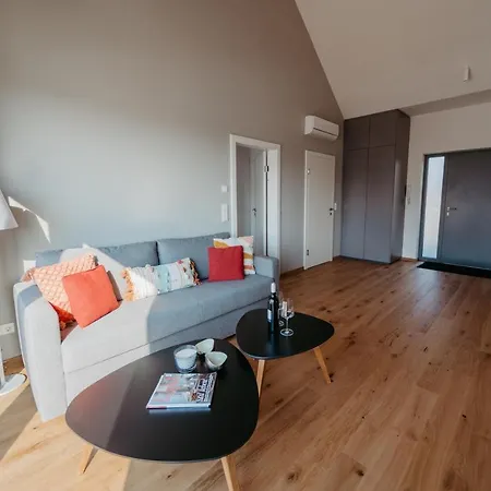 Lejlighed An Der Lage *